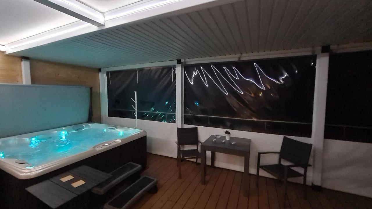 Apartament - Jacuzzi Rzeszow Exterior photo